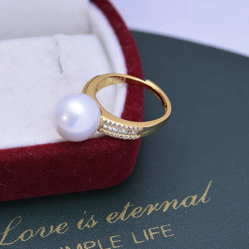 11-12mm Freshwater Pearl & Liz CZ Ring