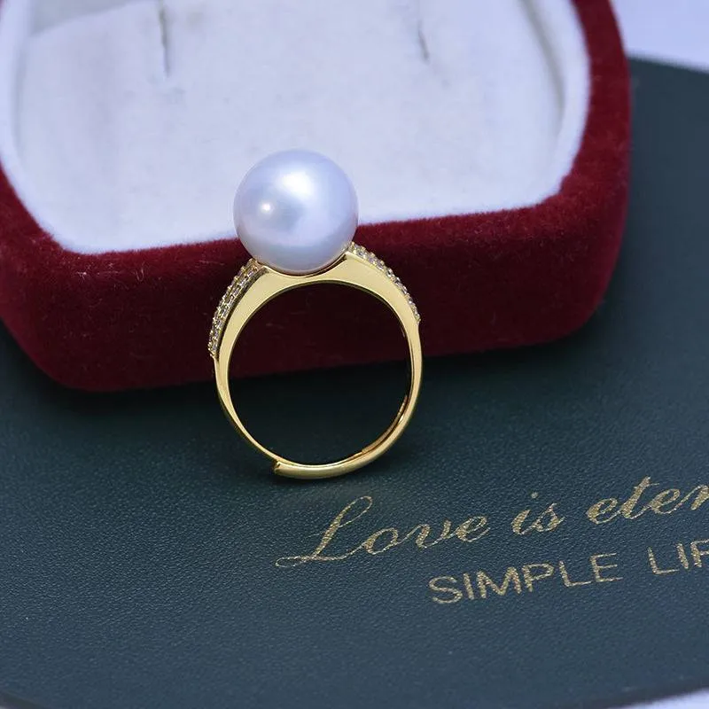 11-12mm Freshwater Pearl & Liz CZ Ring