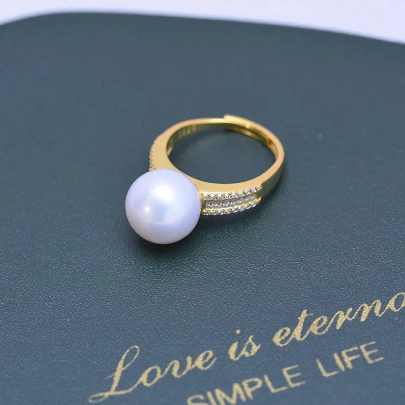 11-12mm Freshwater Pearl & Liz CZ Ring