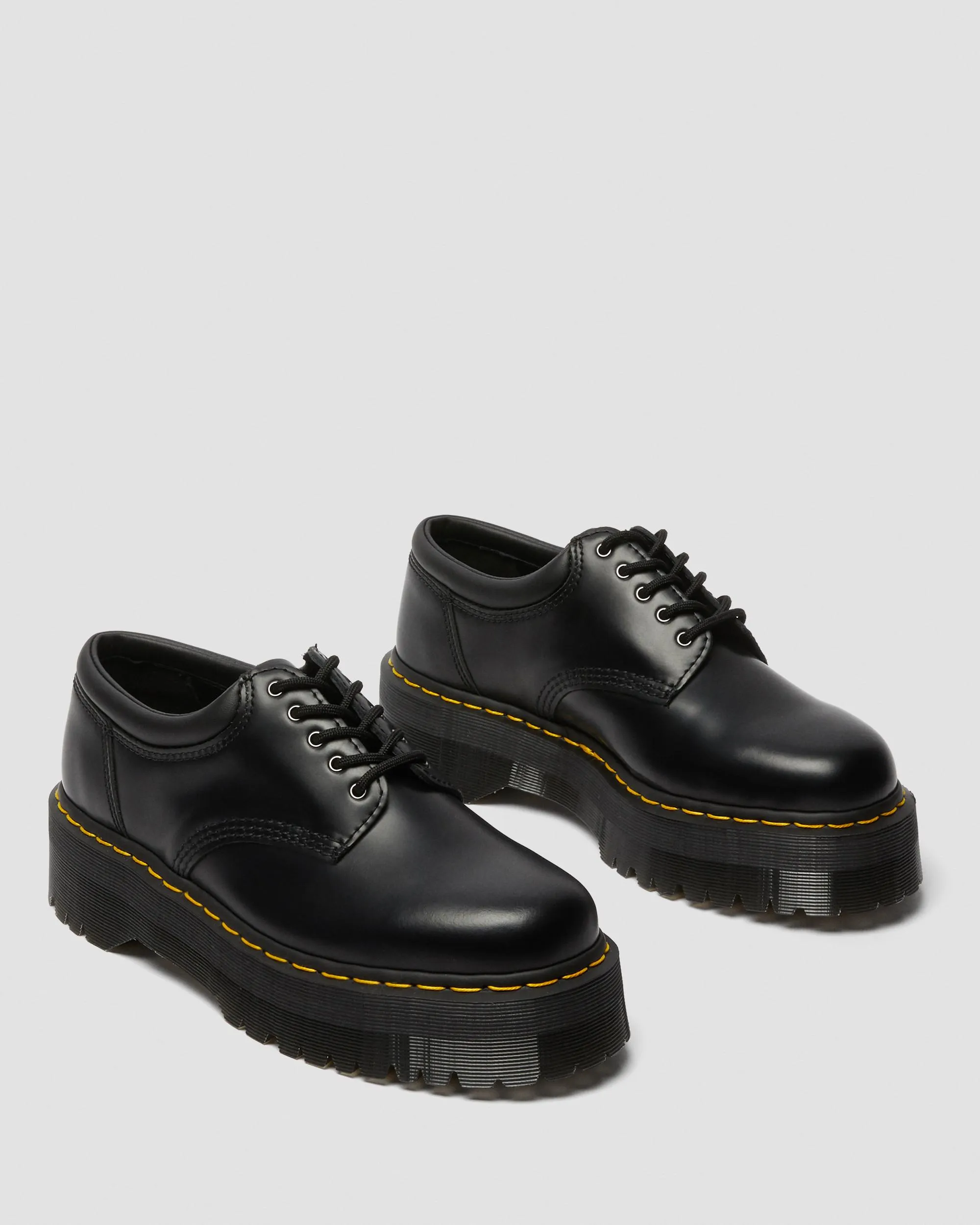 8053 Casual leather platform shoes Dr. Martens