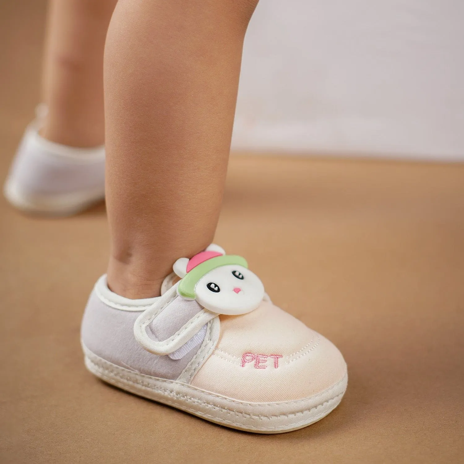 Baby Moo Persian Kitty Soft Sole Anti-Slip Booties - Peach