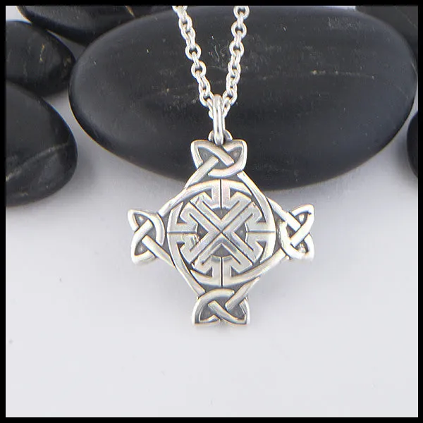 MacDurnan Cross Pendant