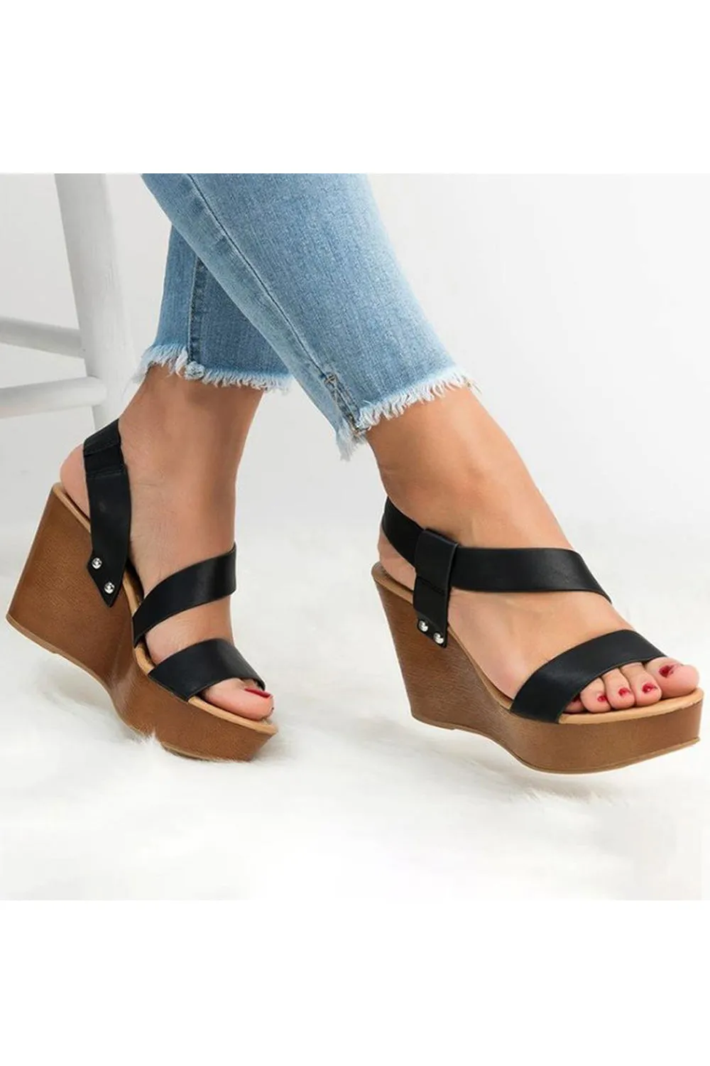 Women Fantastic Solid Colored Wedge Heel Relaxed Fit Strape Non-Slip Summer Party Sandal - WSD110446